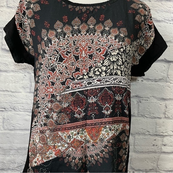 DESIGUAL boho Hindu abstract floral rhinestone front short sleeve top size small - Picture 6 of 11